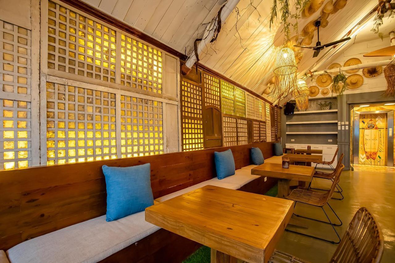 Oyo 821 Connector Hostel Makati City Extérieur photo