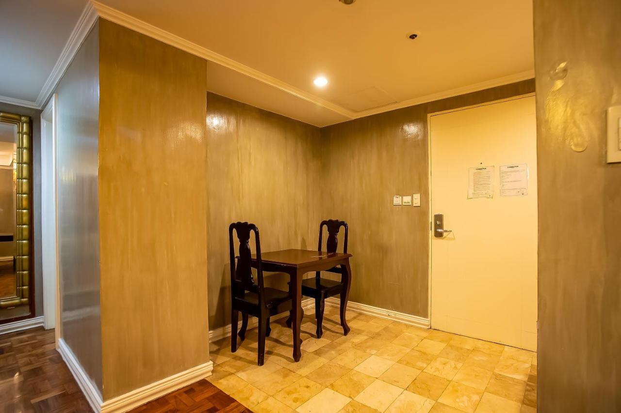 Oyo 821 Connector Hostel Makati City Extérieur photo