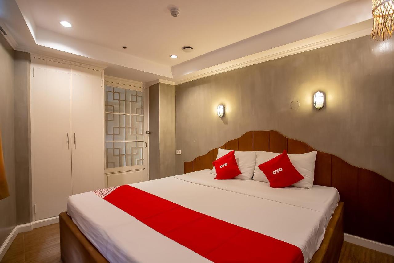 Oyo 821 Connector Hostel Makati City Extérieur photo